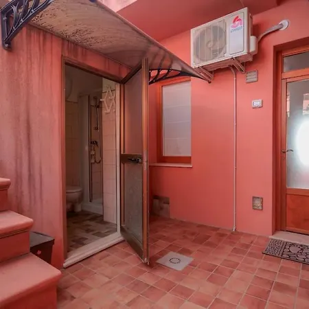 Casa Sul Lungomare Apartment *